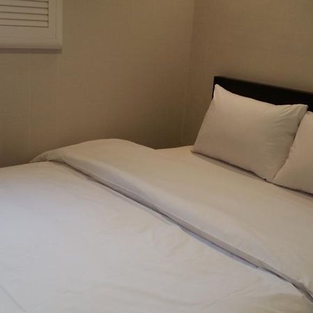 New Suwon Hotel Екстер'єр фото