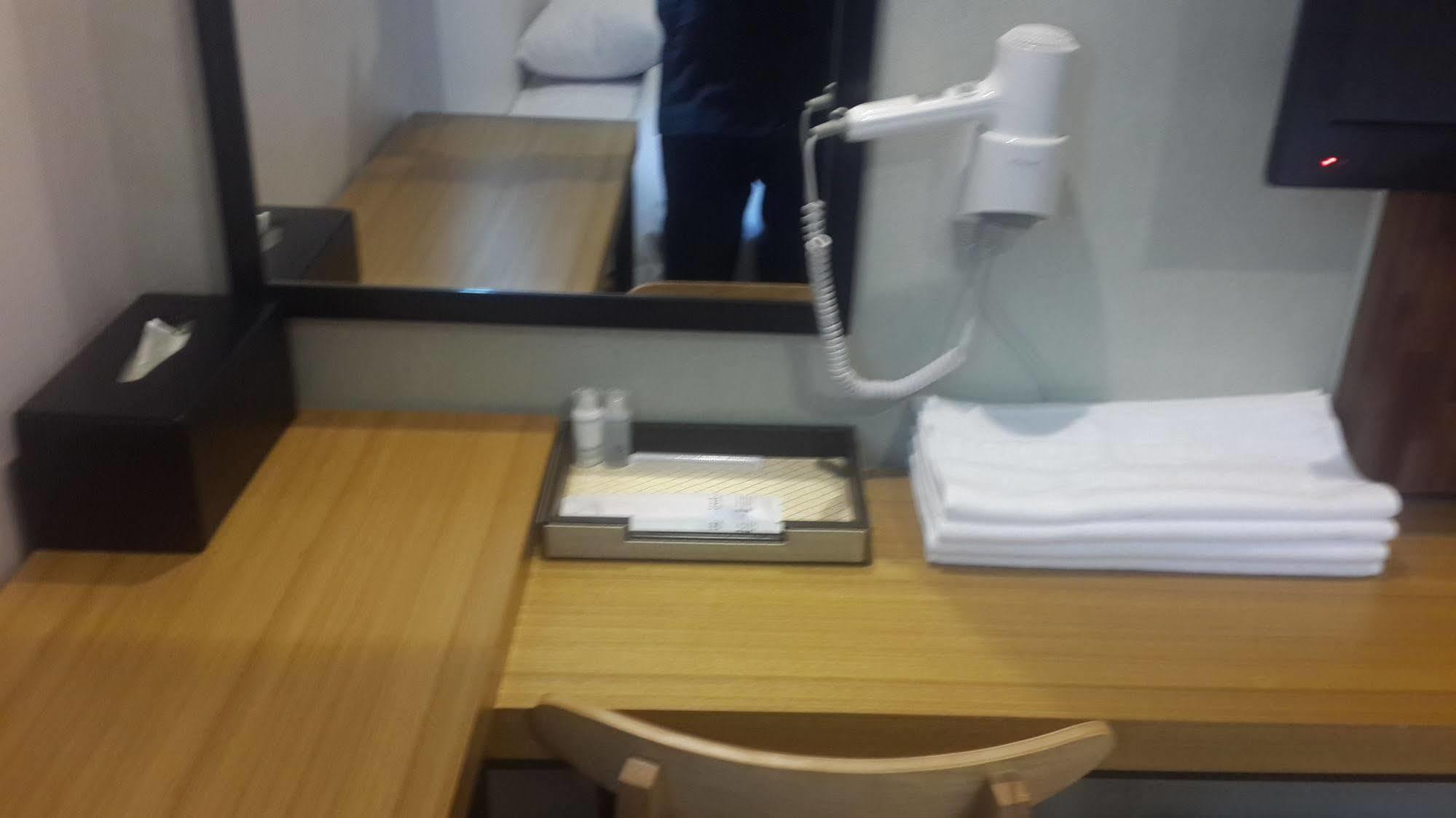 New Suwon Hotel Екстер'єр фото